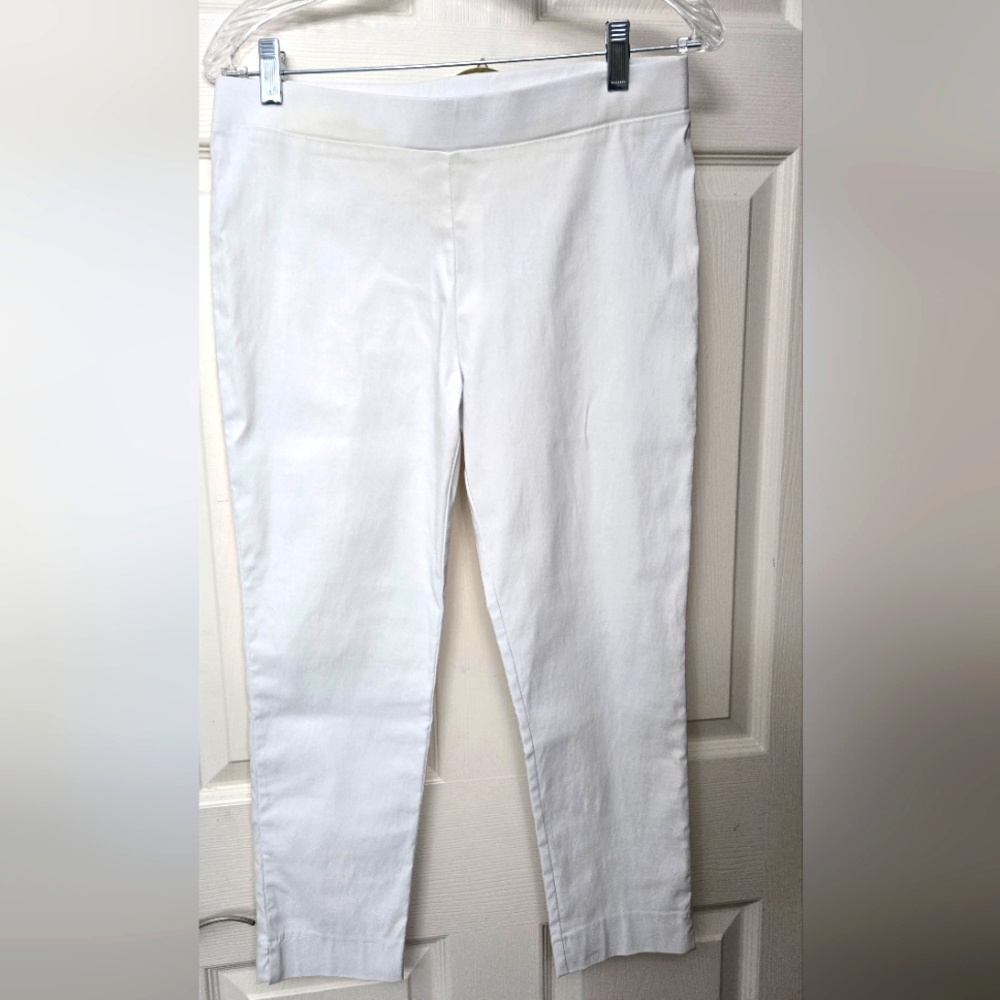NWT Clara Sun Woo White Techno Stretch  Slimming CP2 Pullon Capri Pants Size S.